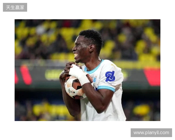 水晶宫vs利兹联:布伦南-约翰逊、伊斯梅拉-萨尔首发,卡尔弗特-勒温、卢卡斯-恩梅加出战