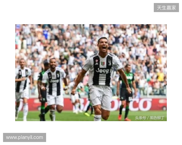 法兰克福内讧:球员场上互喷,并质疑主帅为何领先还要狂攻